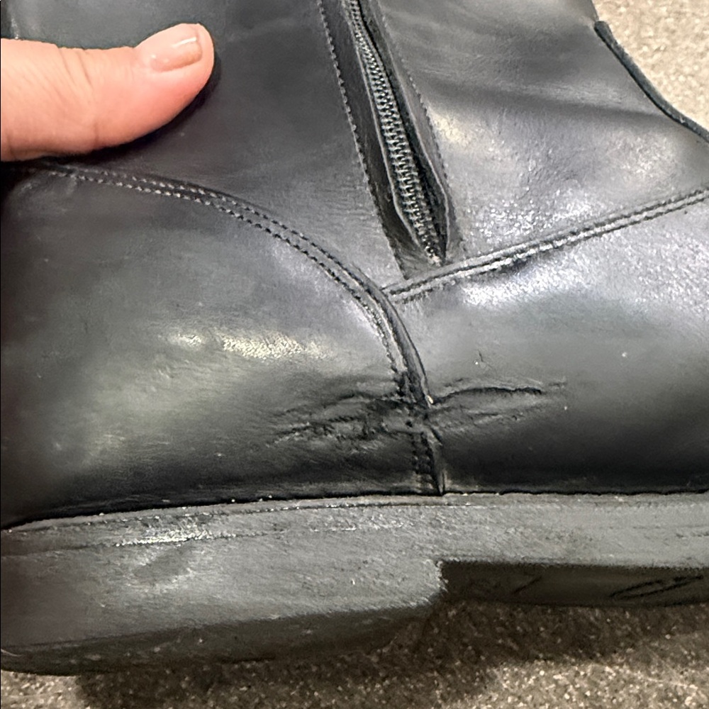 Men's Black Leather Pull-On motorcycle boots - Picture 6 of 16